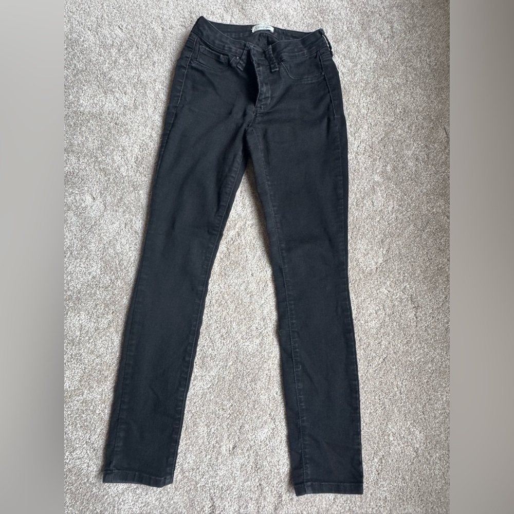 Jessica Simpson - Black Skinny Jegging - 27 Short